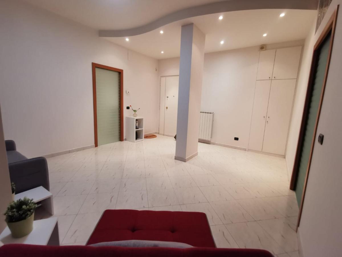 Comfort Apartment And Terrace Nel Cuore Di Bari Eksteriør billede