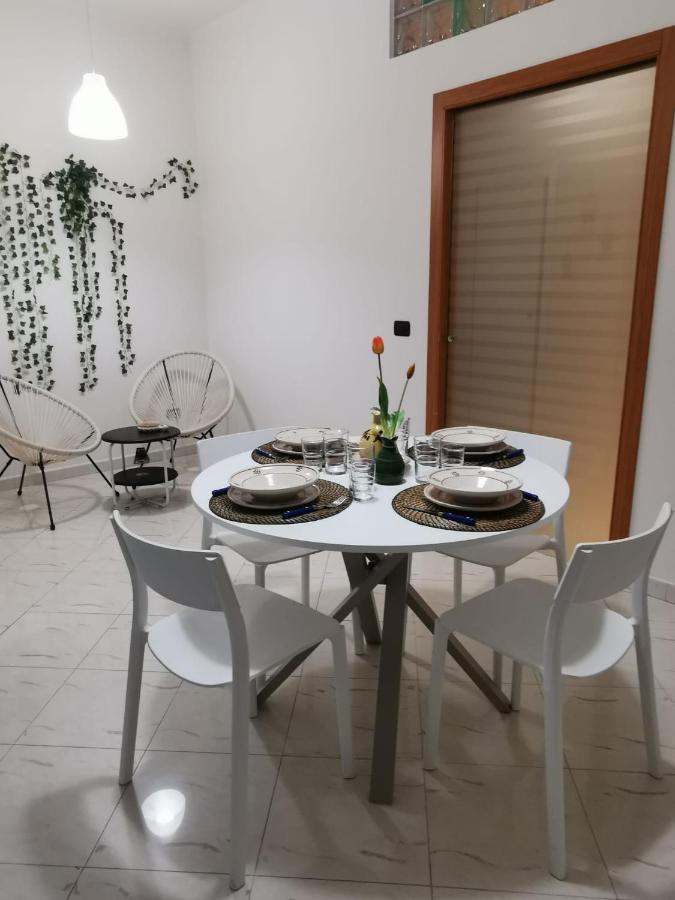 Comfort Apartment And Terrace Nel Cuore Di Bari Eksteriør billede
